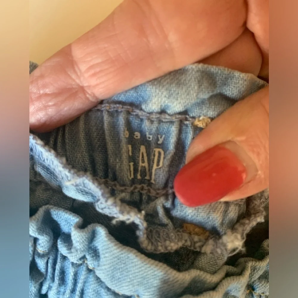 Baby Gap Bundle of Infant Girl Shorts and Top